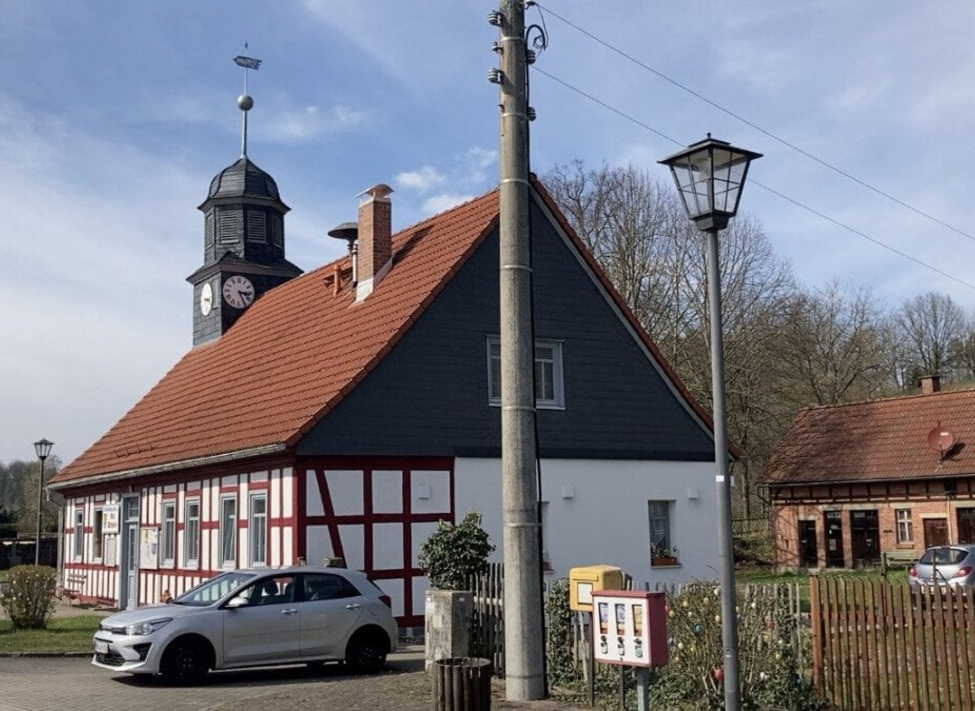 Wunderschöne Gartenwiese im Thüringer Wald nahe des Bergsee Ratscher — Sp. parking dla kamperów in Ratscher bei Schleusingen