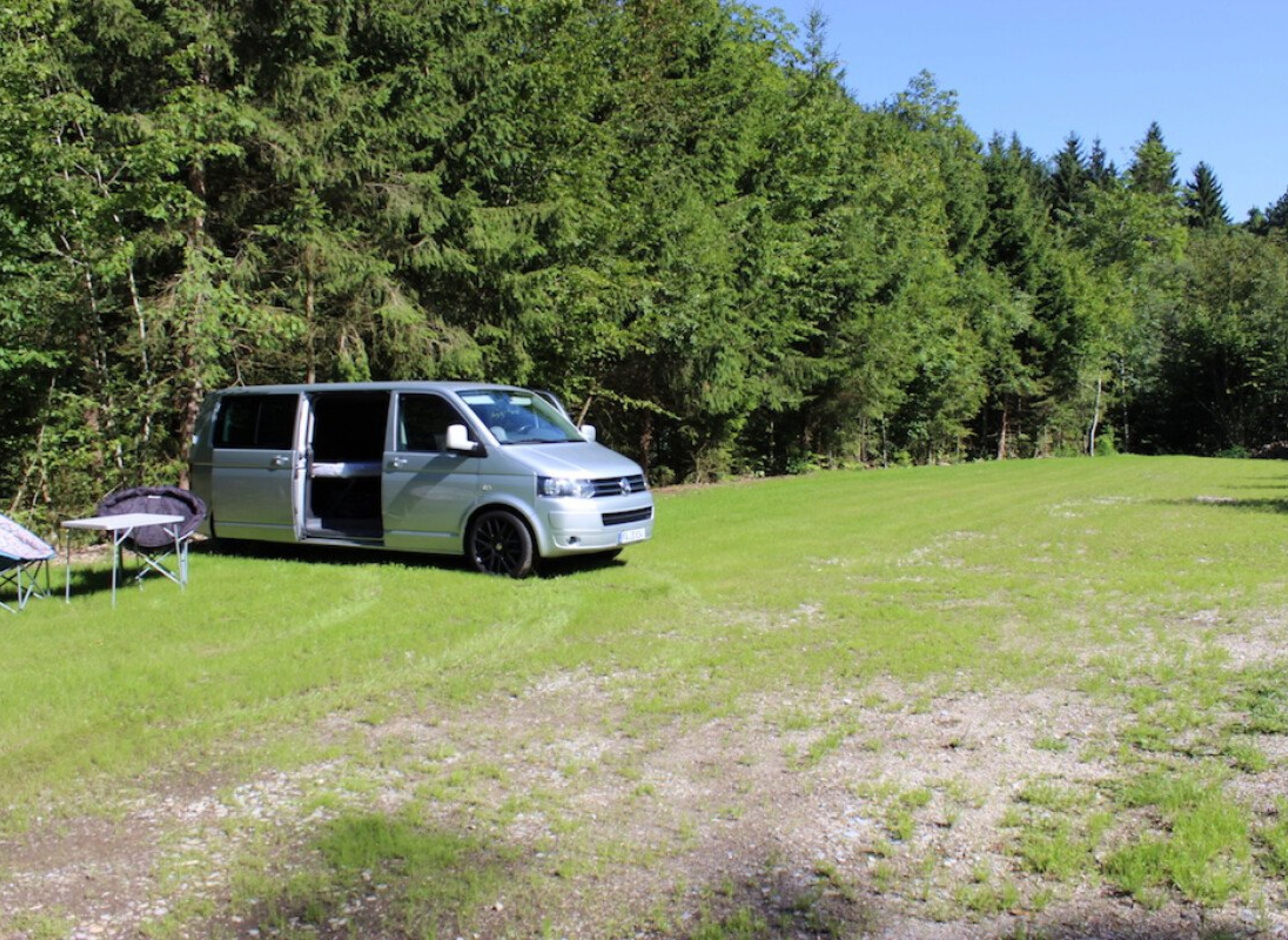 Camping am alten Bahnhof — Sp. parking dla kamperów in Thyrnau