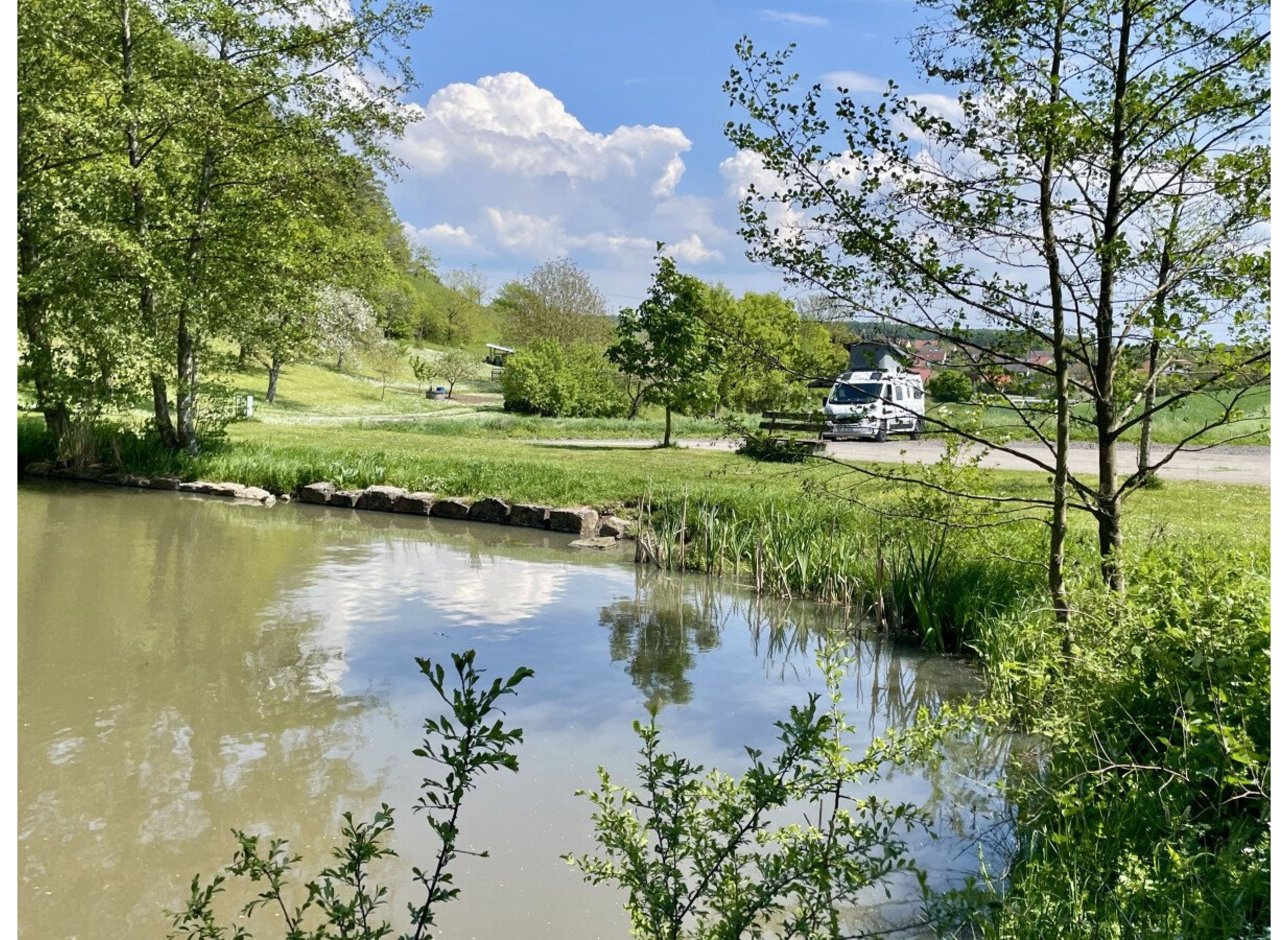 Am Tieftalsee — Stellplatz in Stadlauringen/Oberlauringen