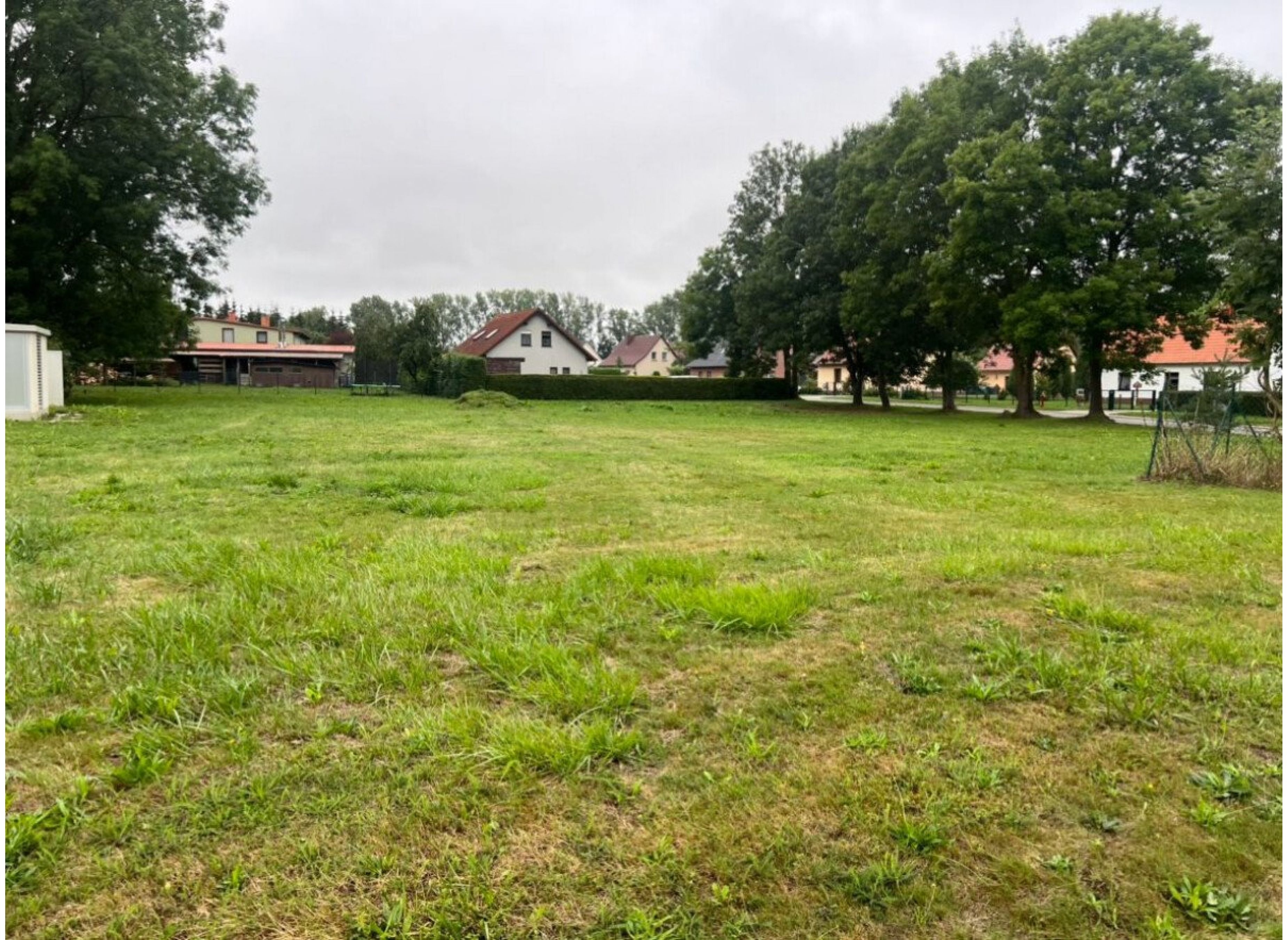 Stellplatz 30 Minuten von Stralsund 🌊 — Area Autocaravanas in Splietsdorf