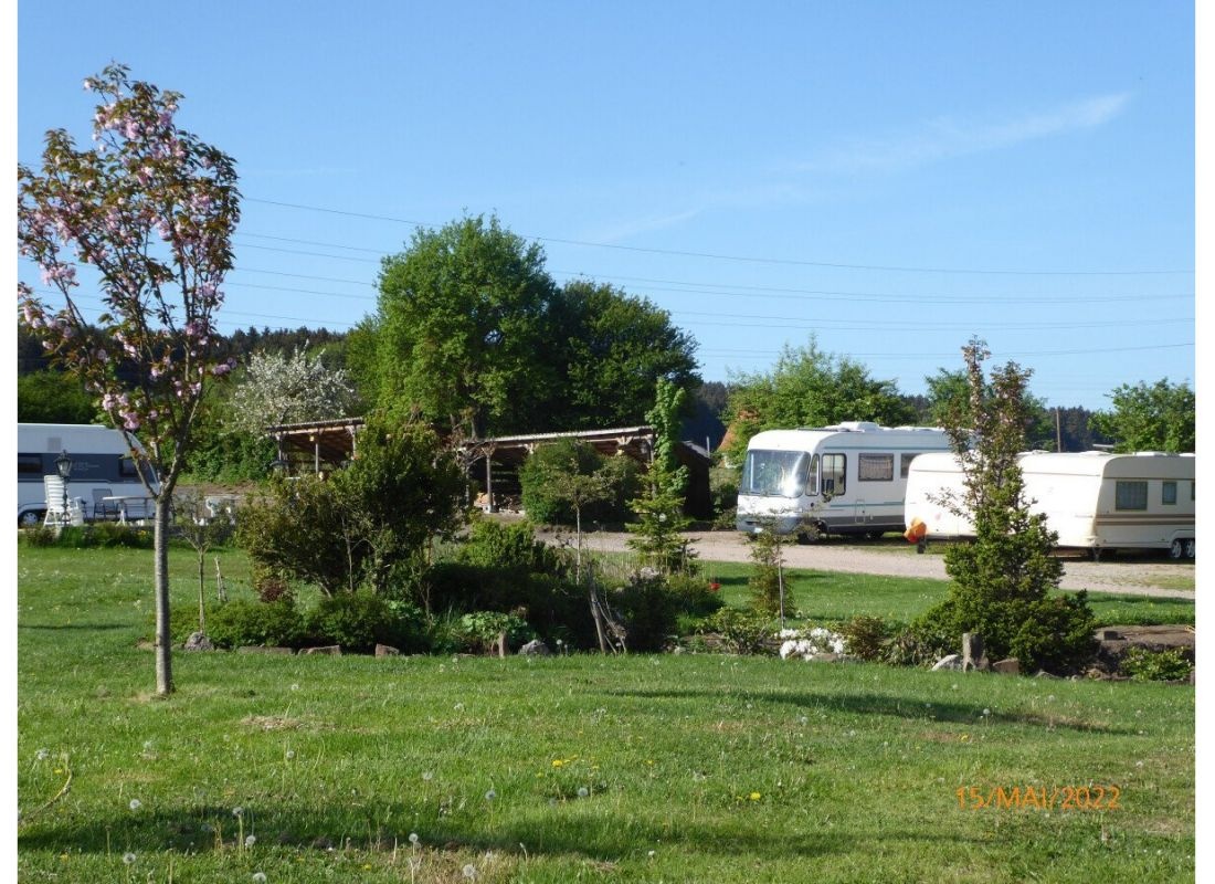 Idyllische Alleinlage mit Ausblick — Karavan Sitesi in 78052 Villingen-Schwenningen