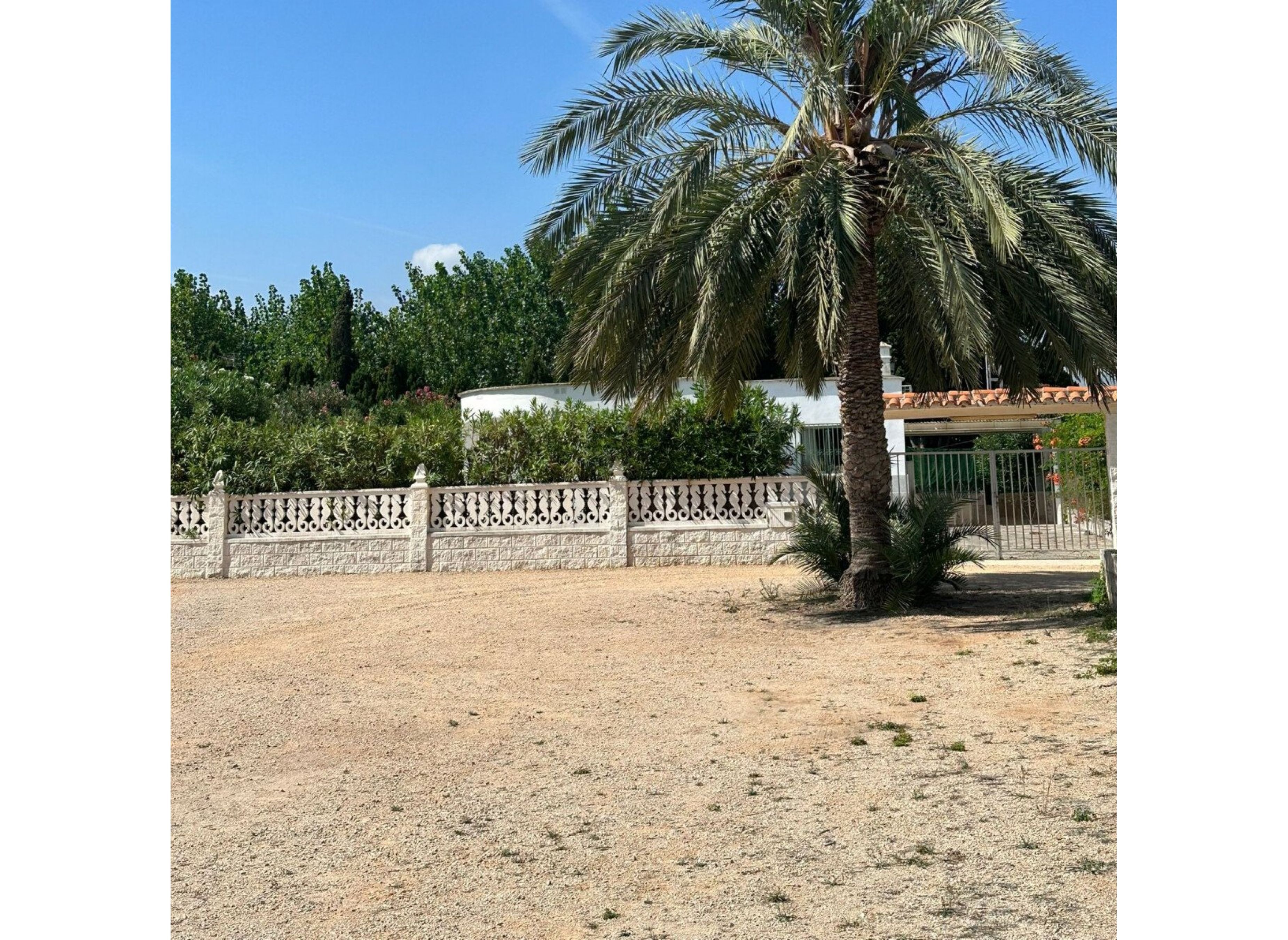 Fünf Minuten zu Fuß zum Strand — Campervan Site in Oliva