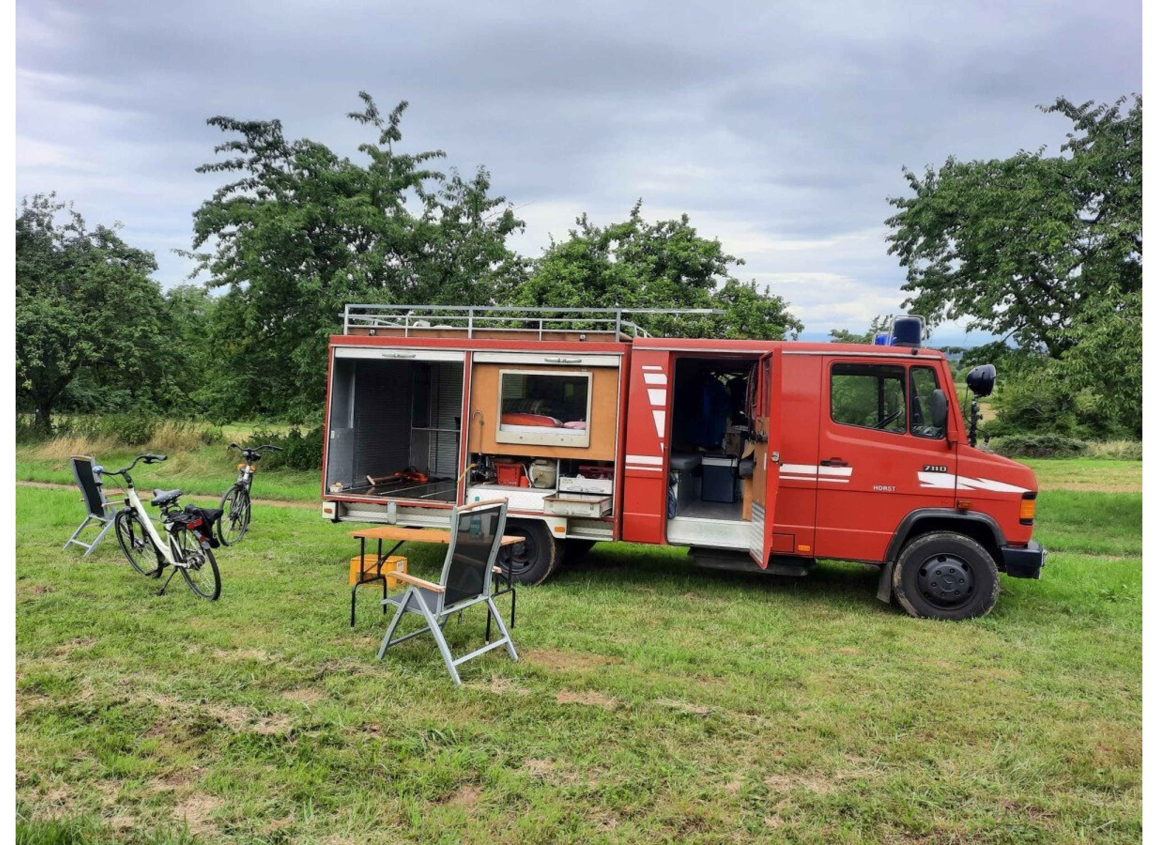 Zwischen Wald, Wiesen und Felder mit Blick auf die Vogesen — Campervan Site in Oberschopfheim