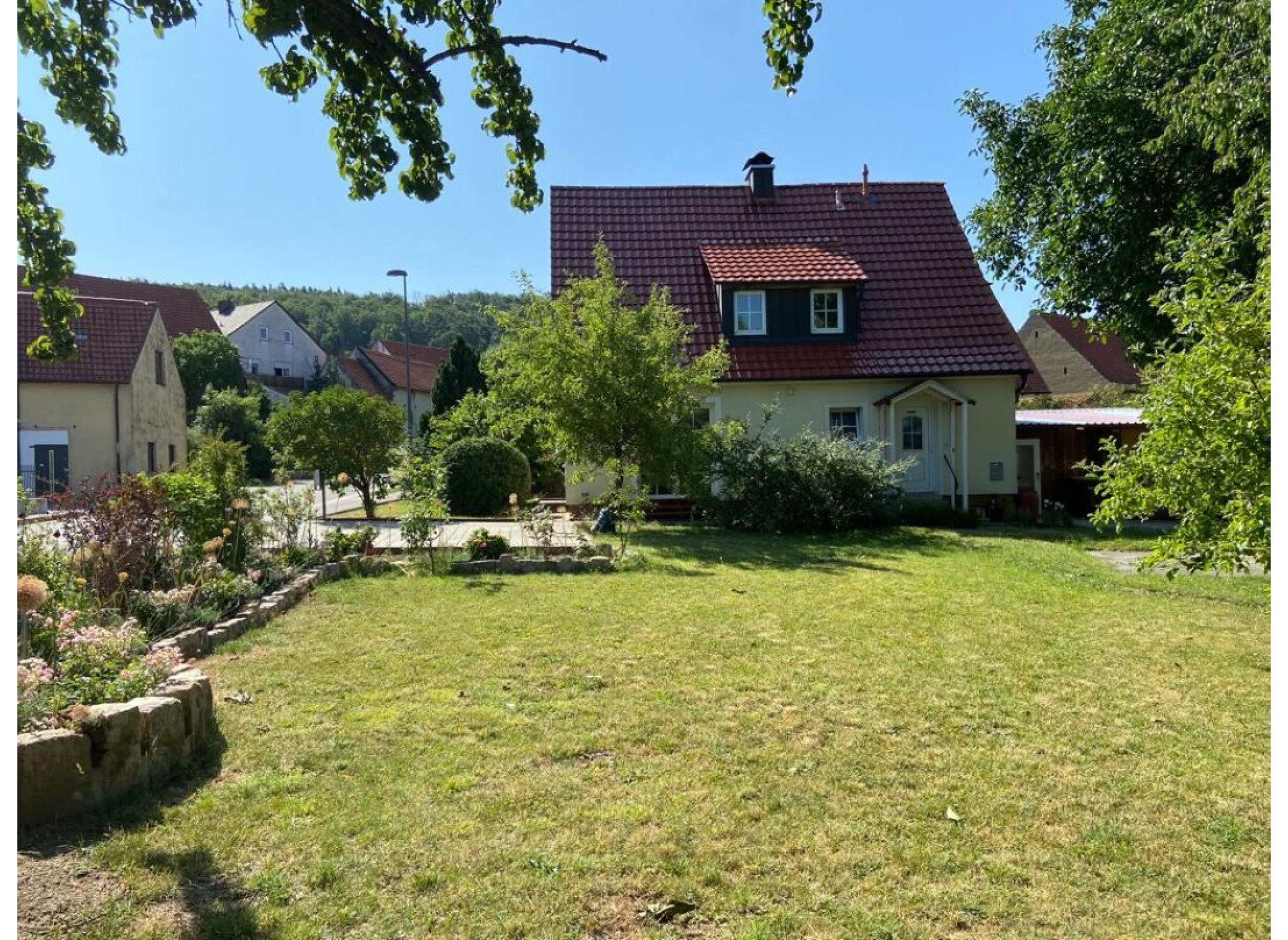 Ein Garten für euch :-) — Karavan Sitesi in Schönaich