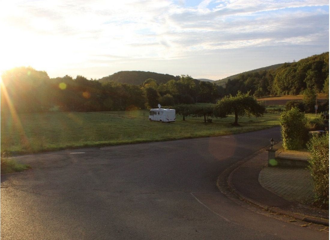 Camping unter Apfelbäumen — Camperplaats in Bad Endbach