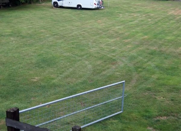 Campen in schöner Landschaft