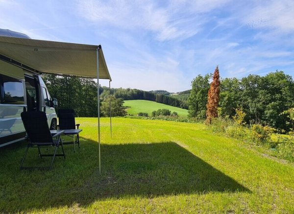 Relaxen in gemütlicher Atmosphäre mit Eseln, Schafen und Pferden, am "Sauerland Höhenflug " — Photo 2