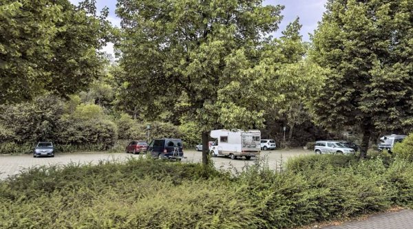 Parkplatz Berkaer Straße