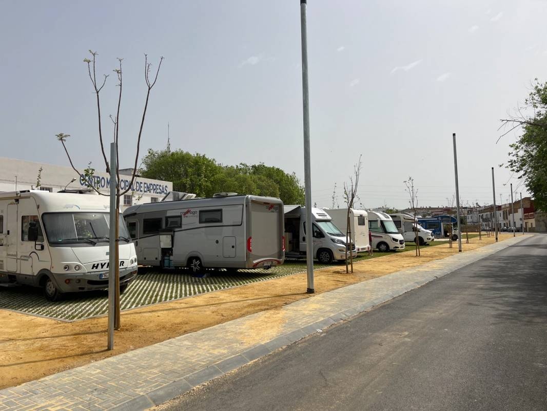 Area Autocaravanas — Stellplatz in Carmona