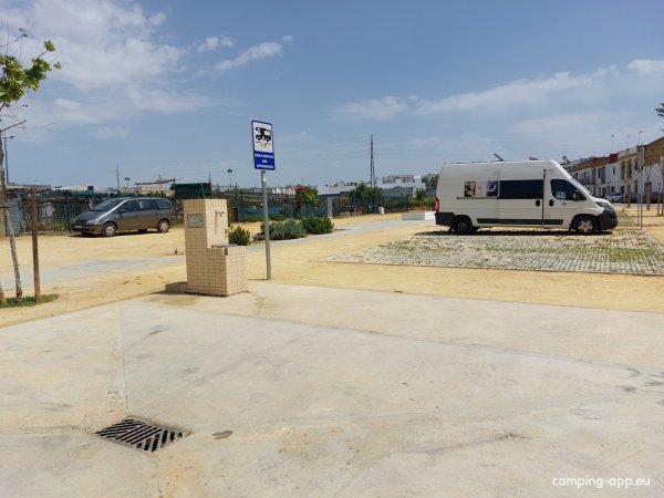 Area Autocaravanas — Photo 3