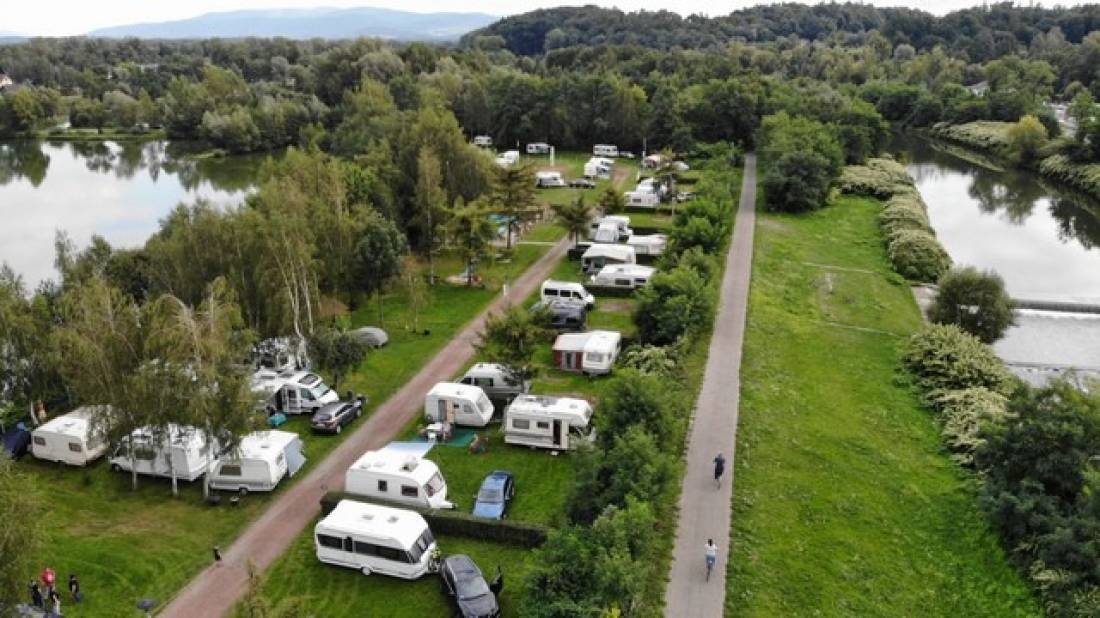 Camping Ochaby — Sítio de acampamento in Ochaby Małe