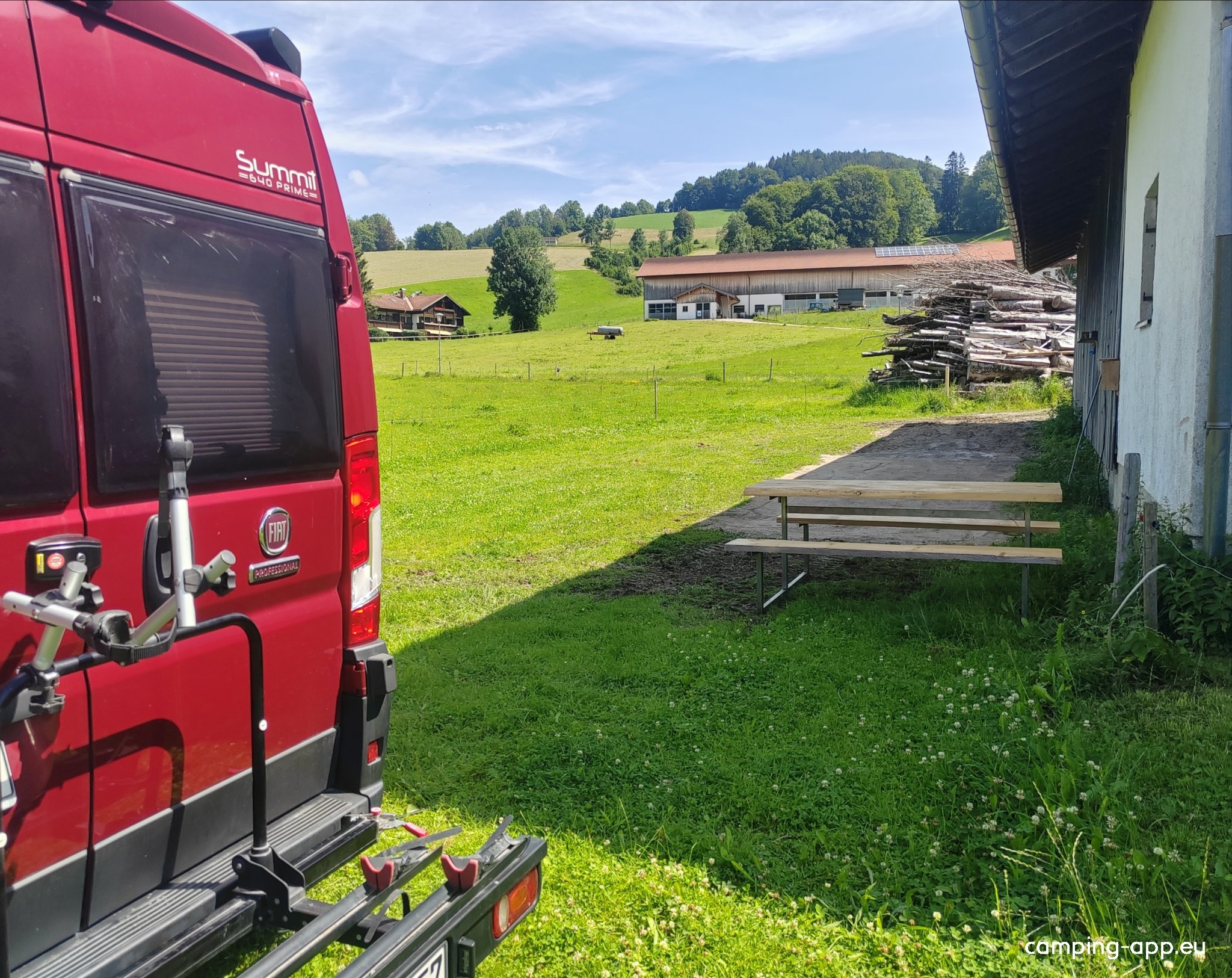 Stellplatz auf dem Bauernhof — Bauernhof in Hausham