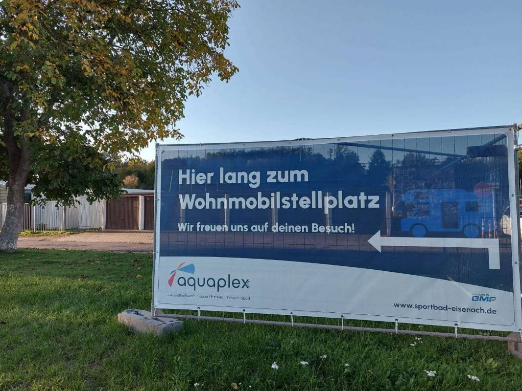 Stellplatz Aquaplex — Sp. parking dla kamperów in EA