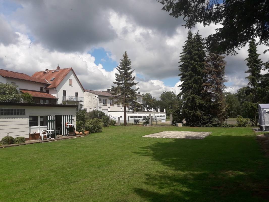 Campingplatz Lahnblick — Kamp yeri in Lollar