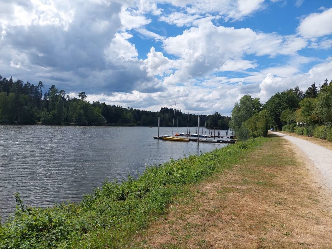 Campingplatz Fuchs — Area da campeggio in Ellenberg