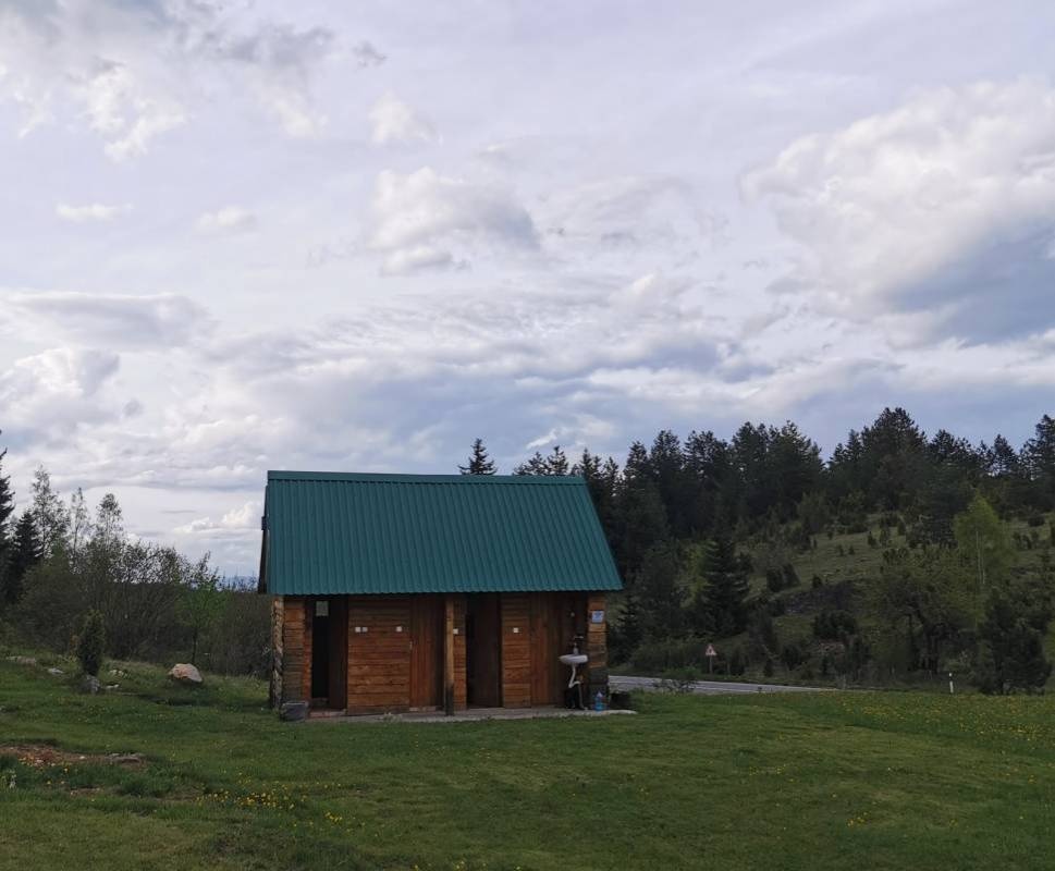 Mijakovici Campground — Kamp yeri in Mijakovići