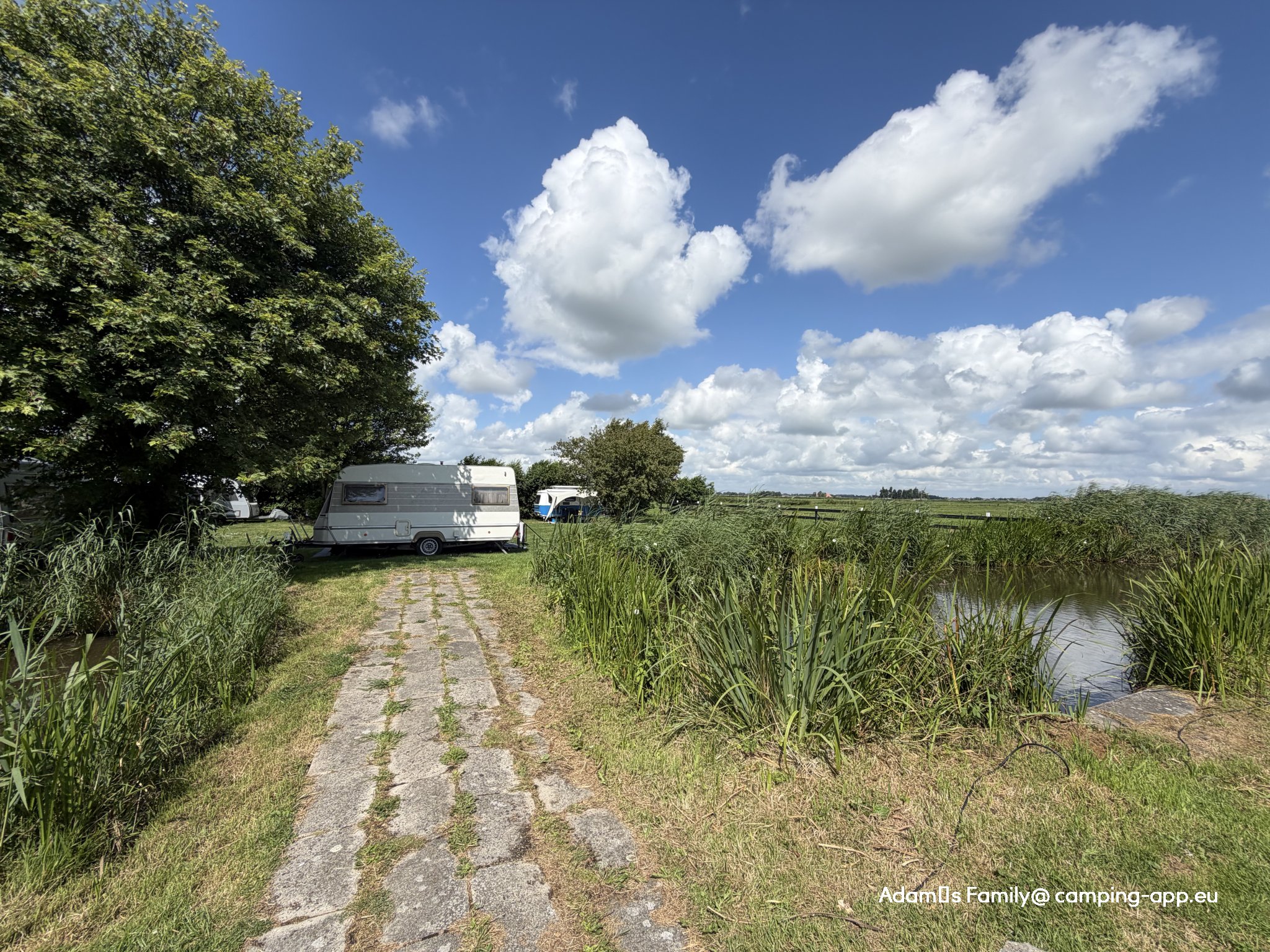 Camping Weidevogelzicht — Bauernhof in Kwadijk