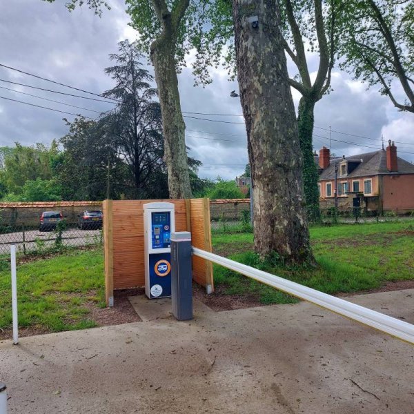 Stellplatz Nevers — Photo 2