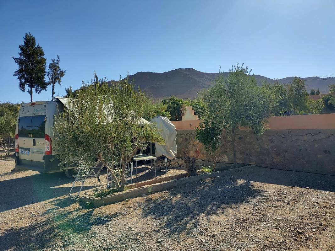 Camping Toubkal, N10, Marokko — Camping Site in Taliouine ⵜⴰⵍⵉⵡⵉⵏ تالوين