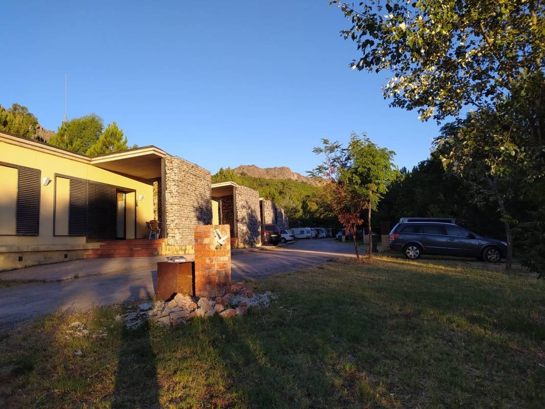 Camping Aguas Claras — Kamp yeri in Cáceres