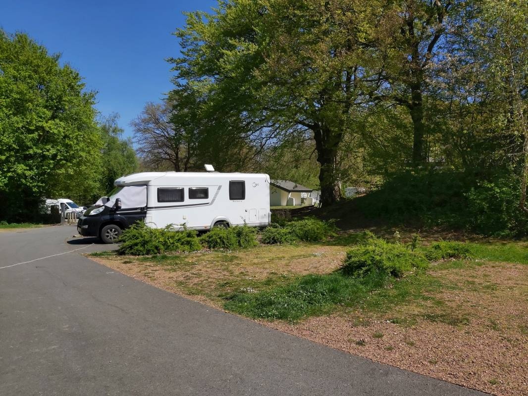 Stellplatz au Parc D’olhain — Stellplatz in Maisnil-lès-Ruitz