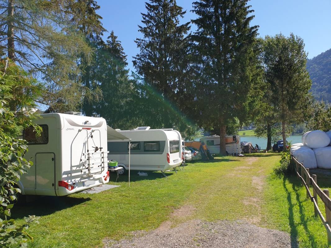 Camping Hiasen Hof — Sítio de acampamento in Thiersee