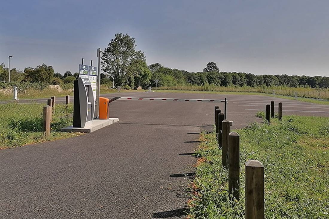 Stellplatz Bretteville-sur-Odon — Camperplads in Bretteville-sur-Odon