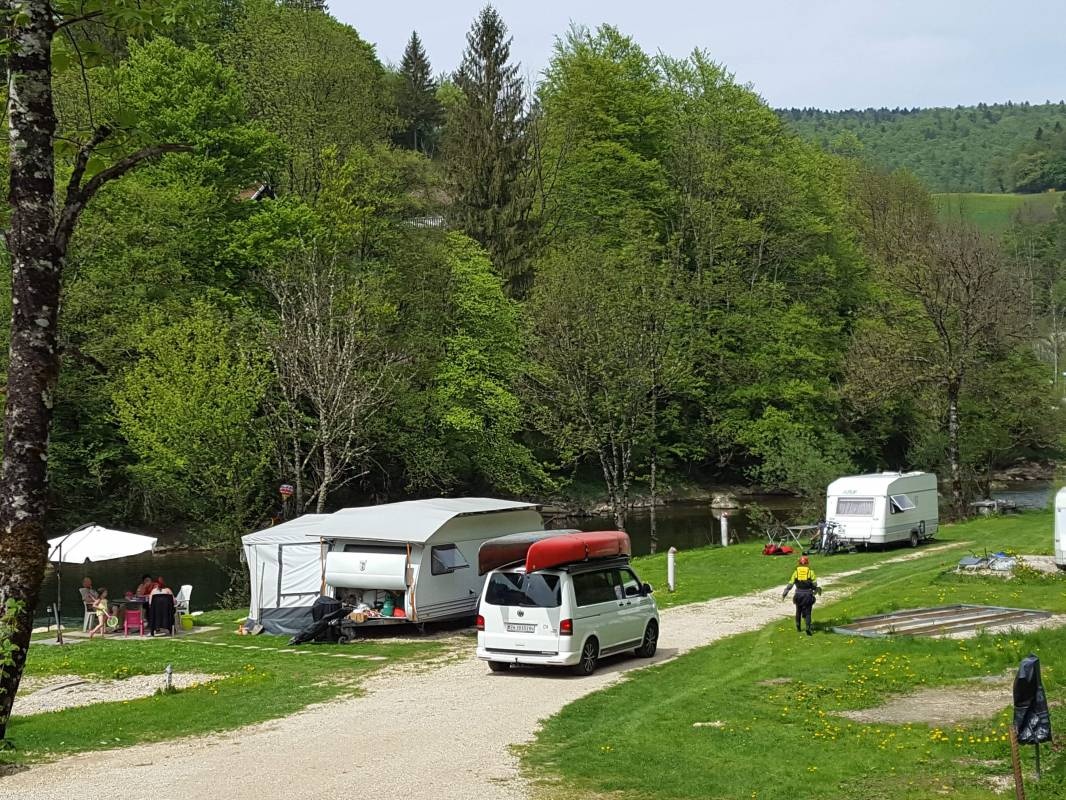 Camping Municipal Vieux-Pont — 露营地 in Goumois