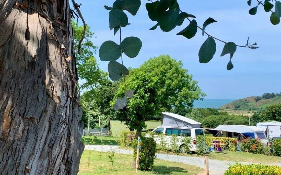 Camping Duguesclin ** — Camping Site in Saint-Coulomb