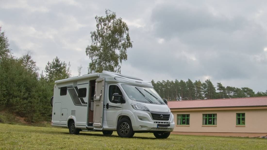 Alt Jabel am Waldbad — Aire camping car in Vielank