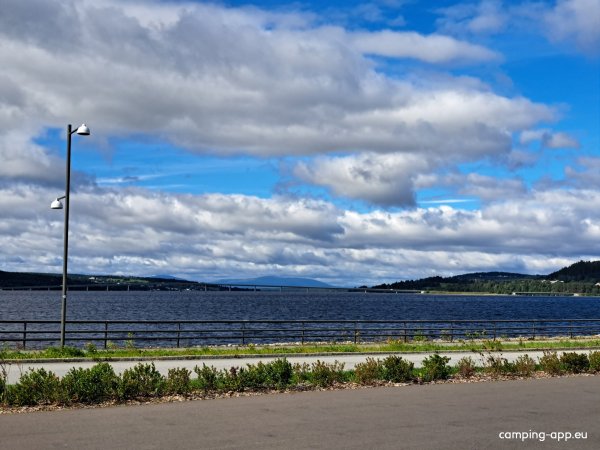 Ställplats Stoesjöstrand Östersund — Foto 2