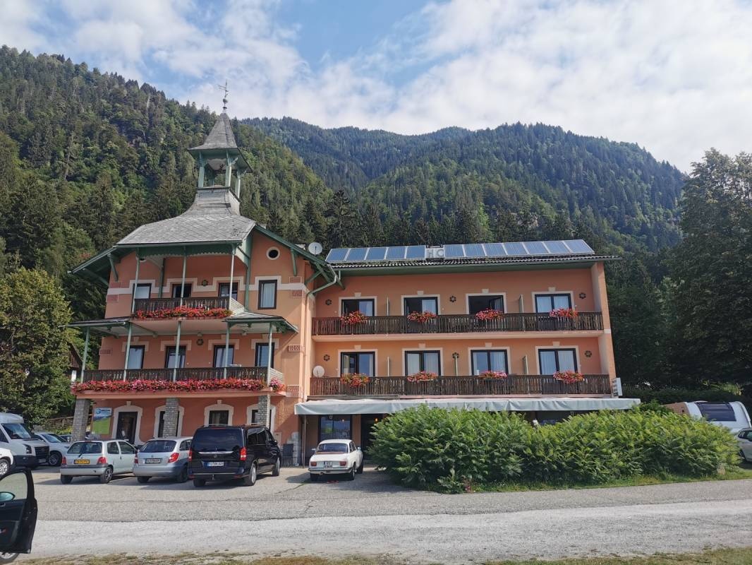Gasthof Camping Lindenhof — Campingplatz in Annenheim
