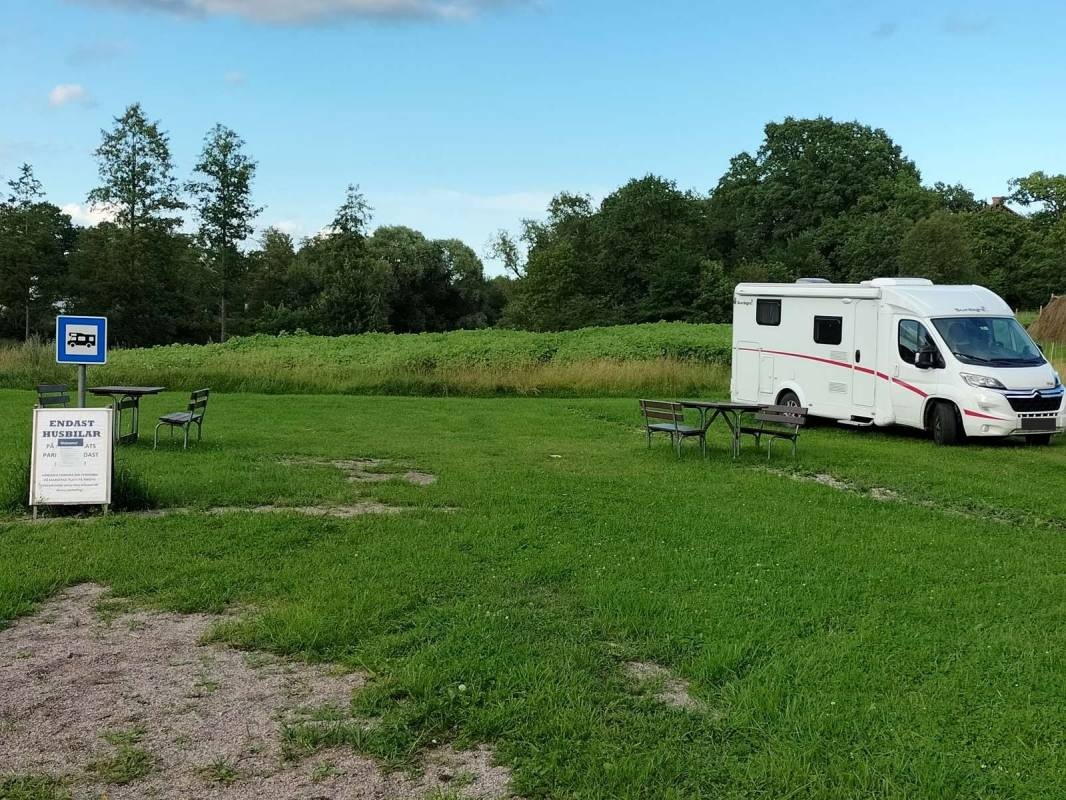 Jädersbrunk — Місце для кемперів in Arboga