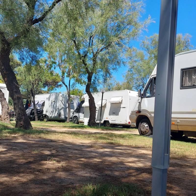 Camping Piccolo Paradiso — Sp. parking dla kamperów in Vieste