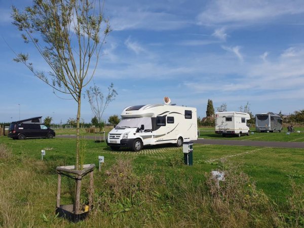 Camperpark Veurne — Photo 3