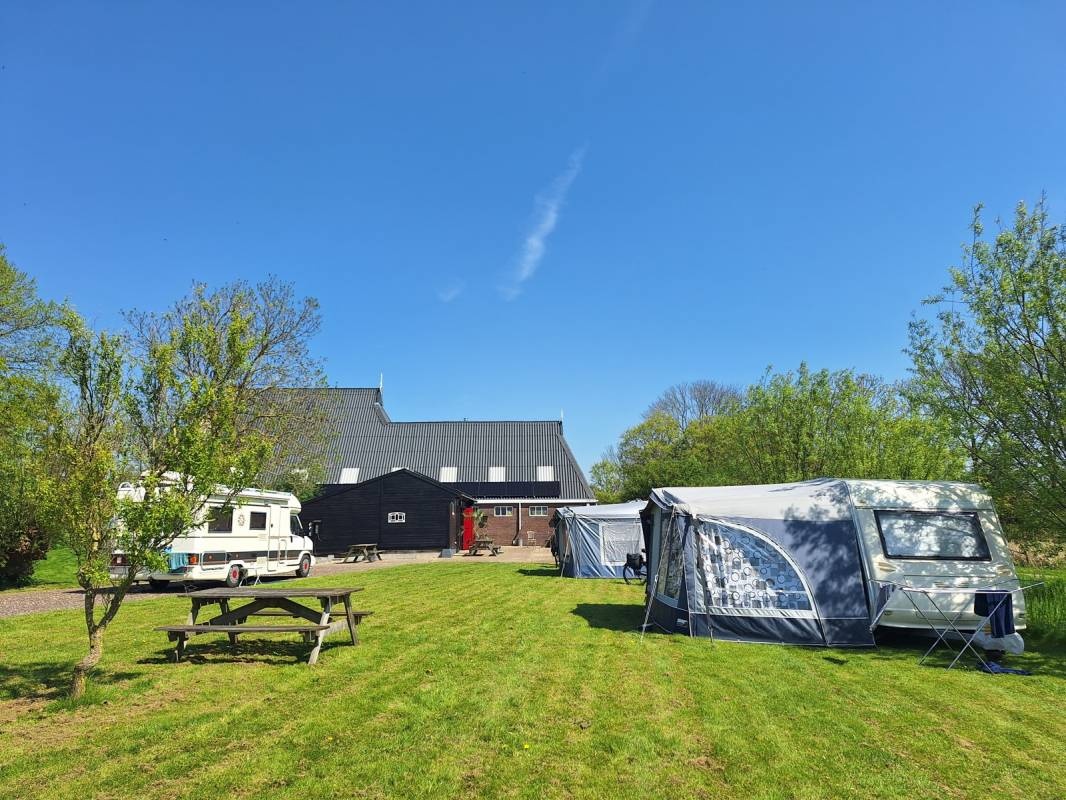 Camping De Terp — Kemp in Hiaure