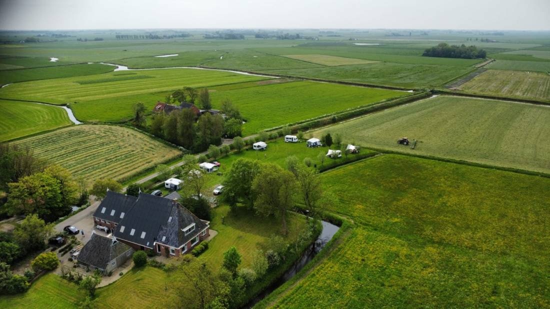 Camping De Terp — Campingplatz in Hiaure