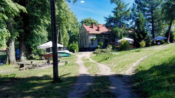 Kurka Wodna Zgon Restauracja Stanica Wodna — Photo 4