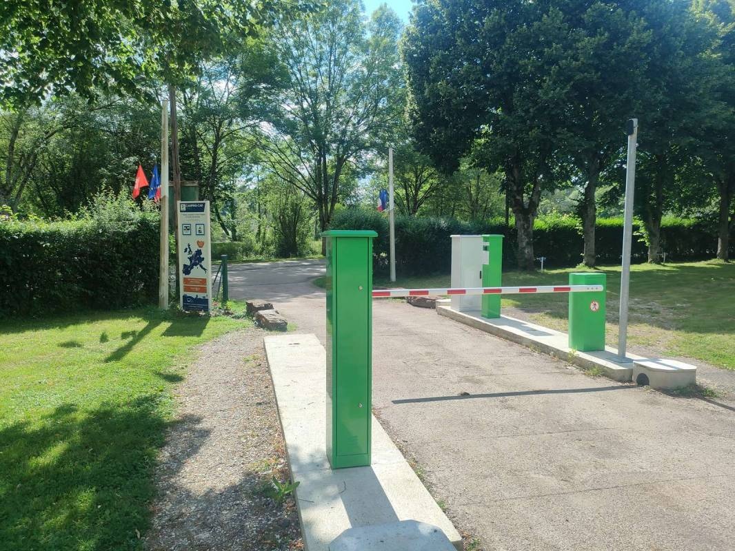 Camping de mon Village — Kemping in Toucy