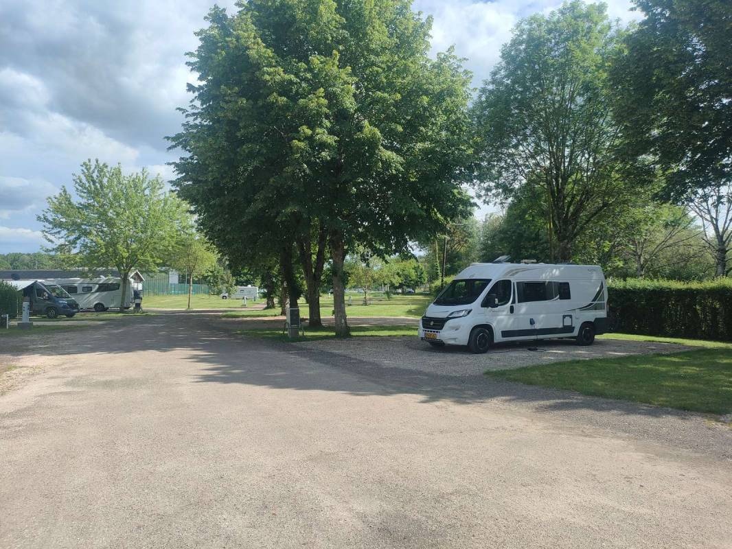 Camping de mon Village — Camping Site in Toucy