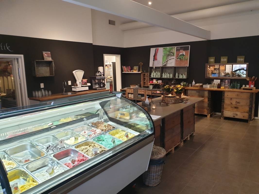 Skårs Gård — Camperplads in Fjärås