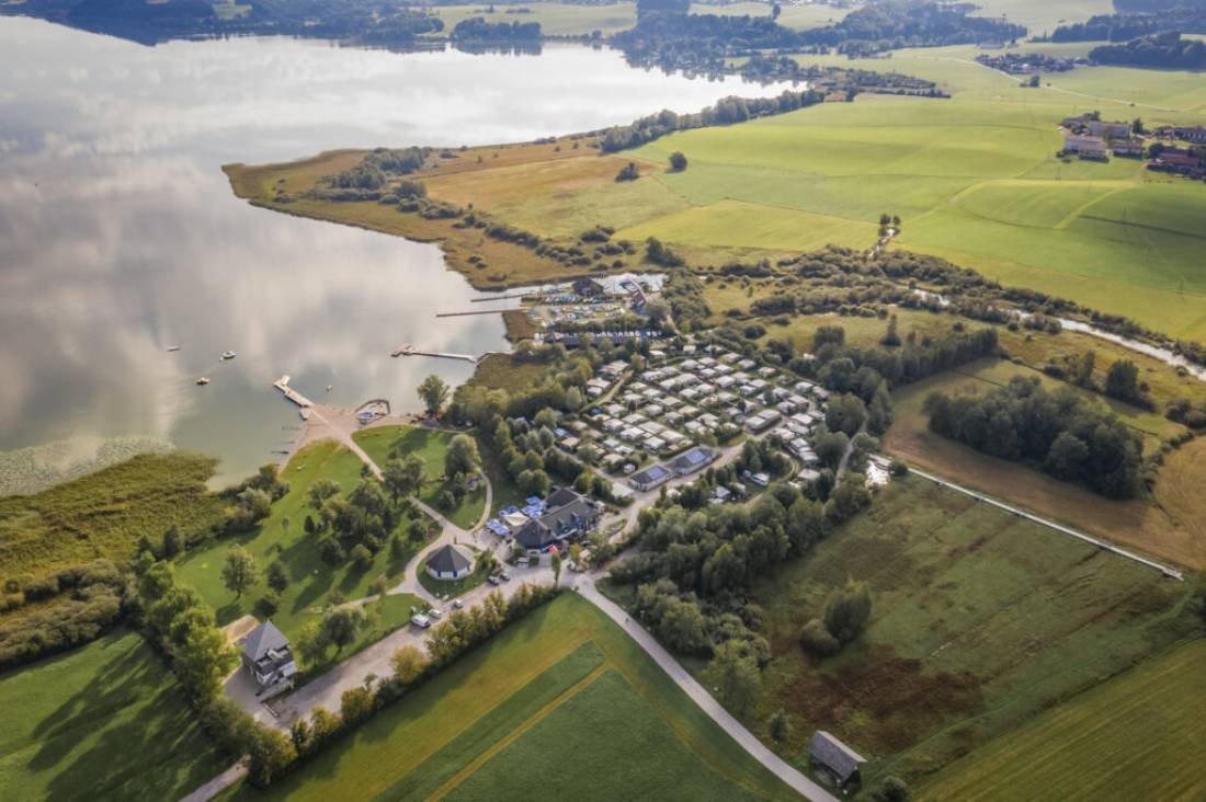 Strandbad & Camping Seekirchen — Sítio de acampamento in Seewalchen