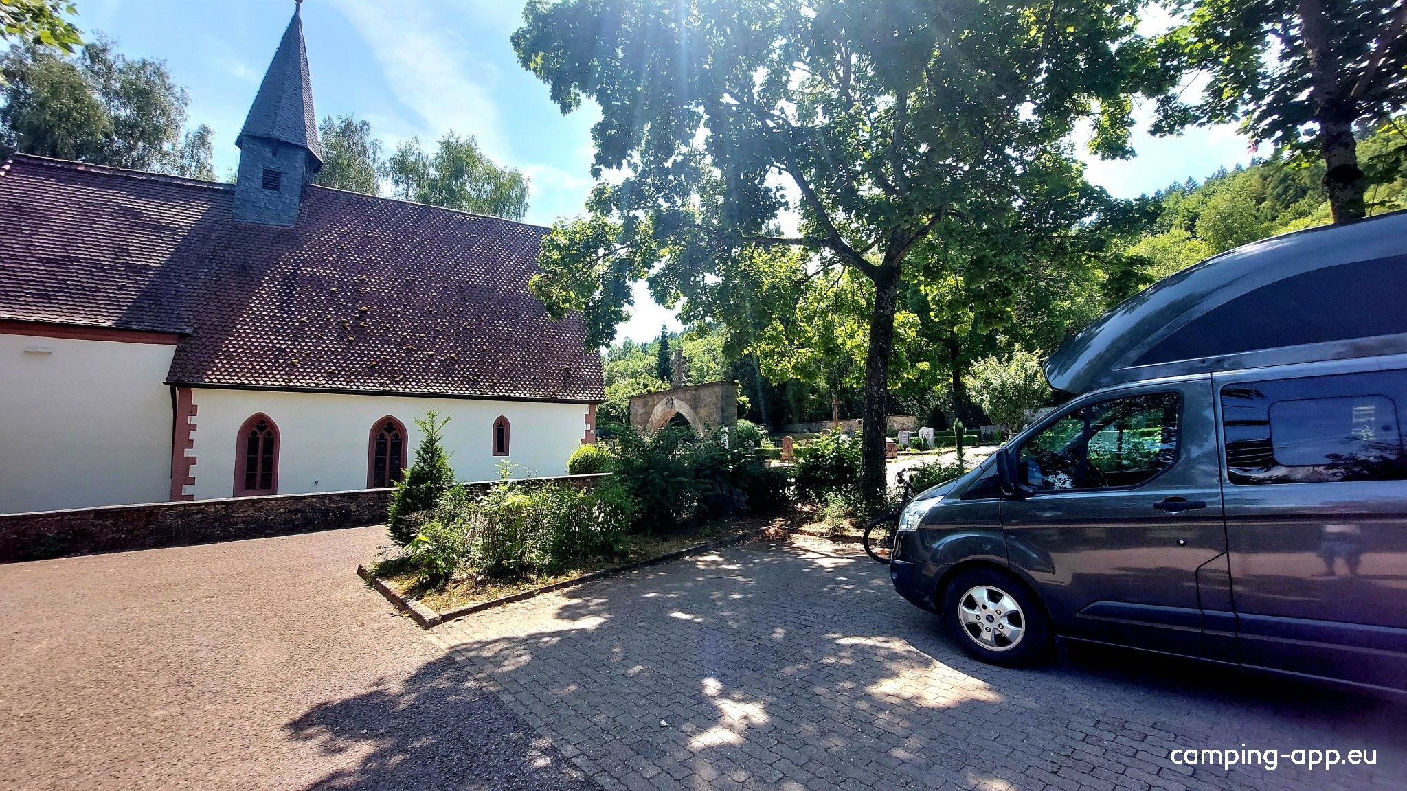 Stellplatz am Friedhof — 露营车营地 in Tauberbischofsheim