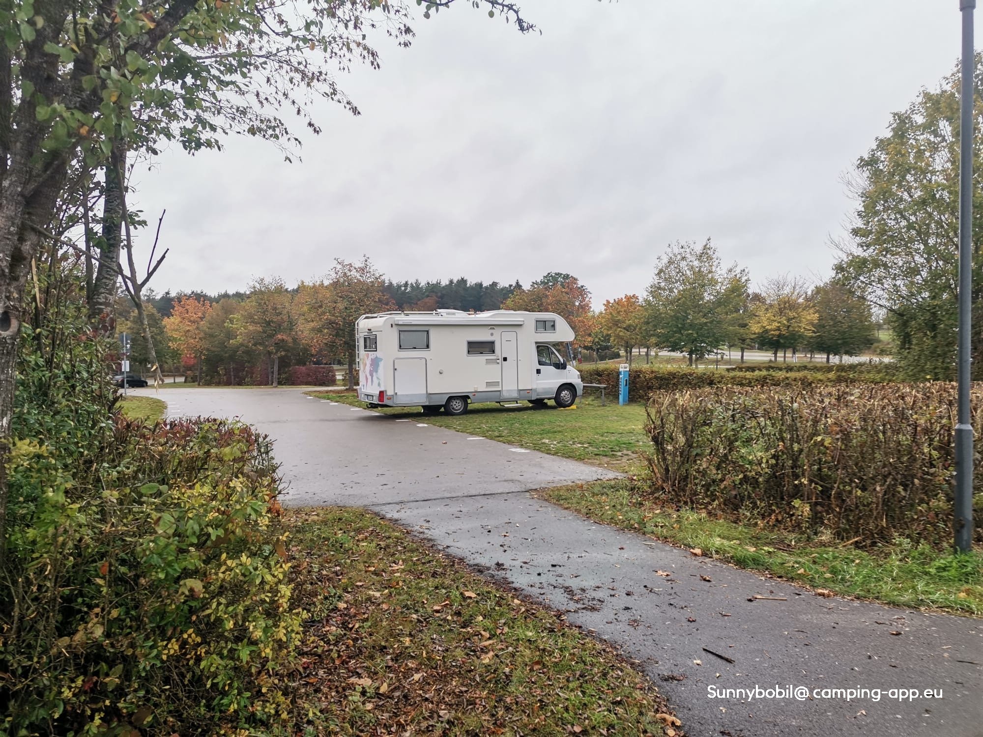 Wohnmobilstellplatz Igelsbachsee — Bobilplass in Spalt