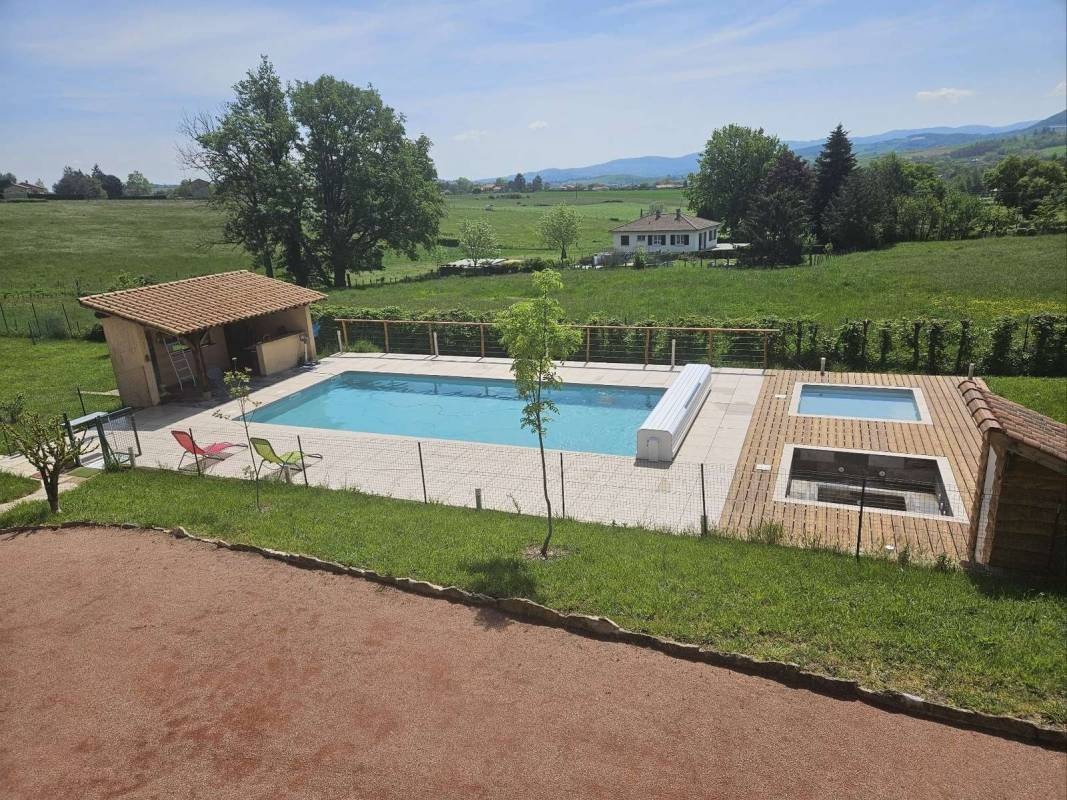 Tonik Camping — Campingplass in Vindry-sur-Turdine