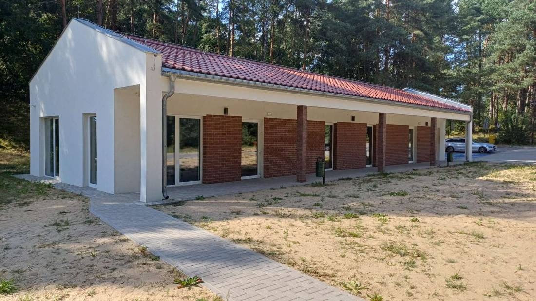 Stellplatz Jezioro Przybiernowskie — Stellplatz in Przybiernów