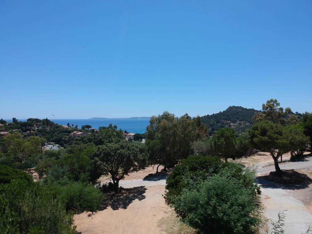 Camping Le Pramousquier — Camping Site in Le Lavandou
