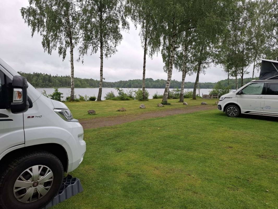 Den Sovande Älgen — Cámping in Markaryd