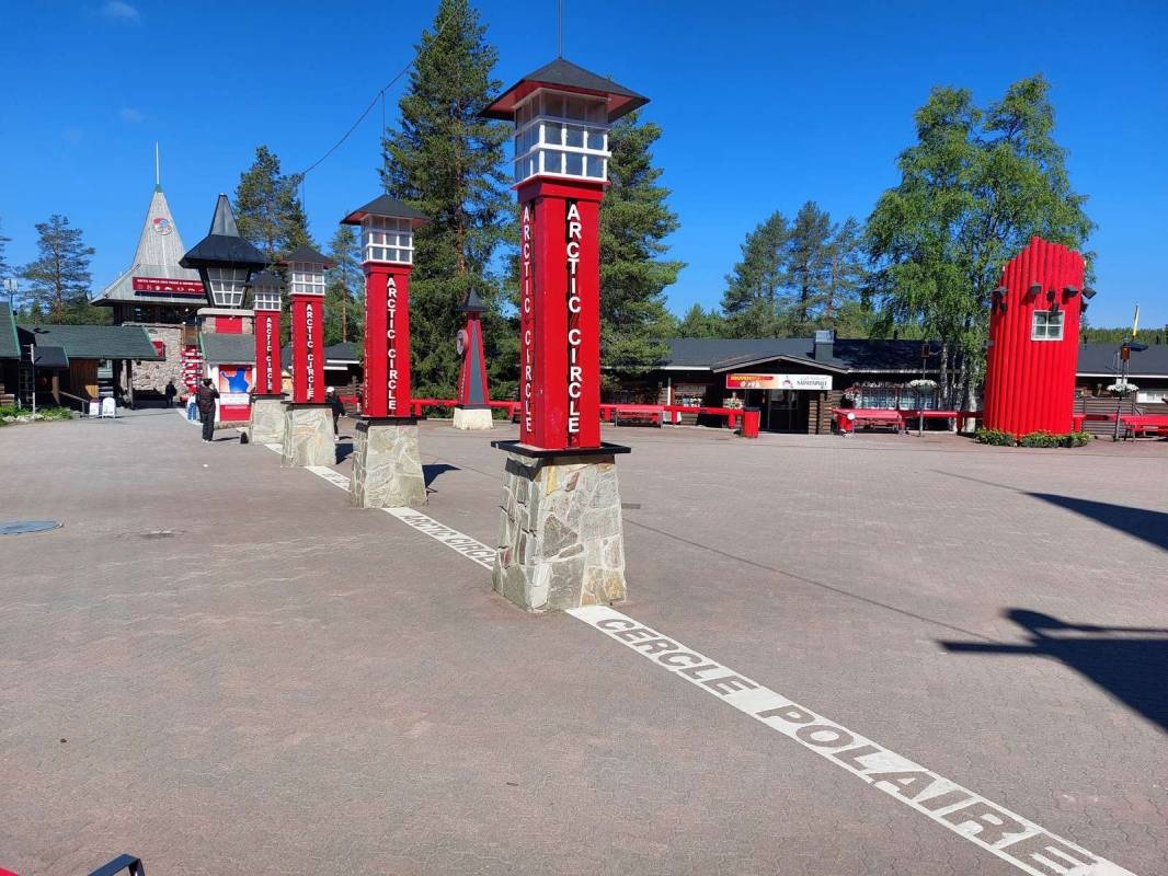 Arctic Circle Center — Veřejné parkoviště in Rovaniemi