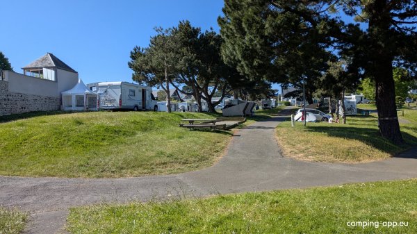 Camping Municipal Les Fauvettes — Photo 3